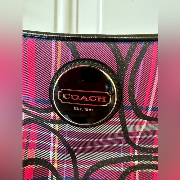 Coach Shoulder Bag - Picture 4 of 6